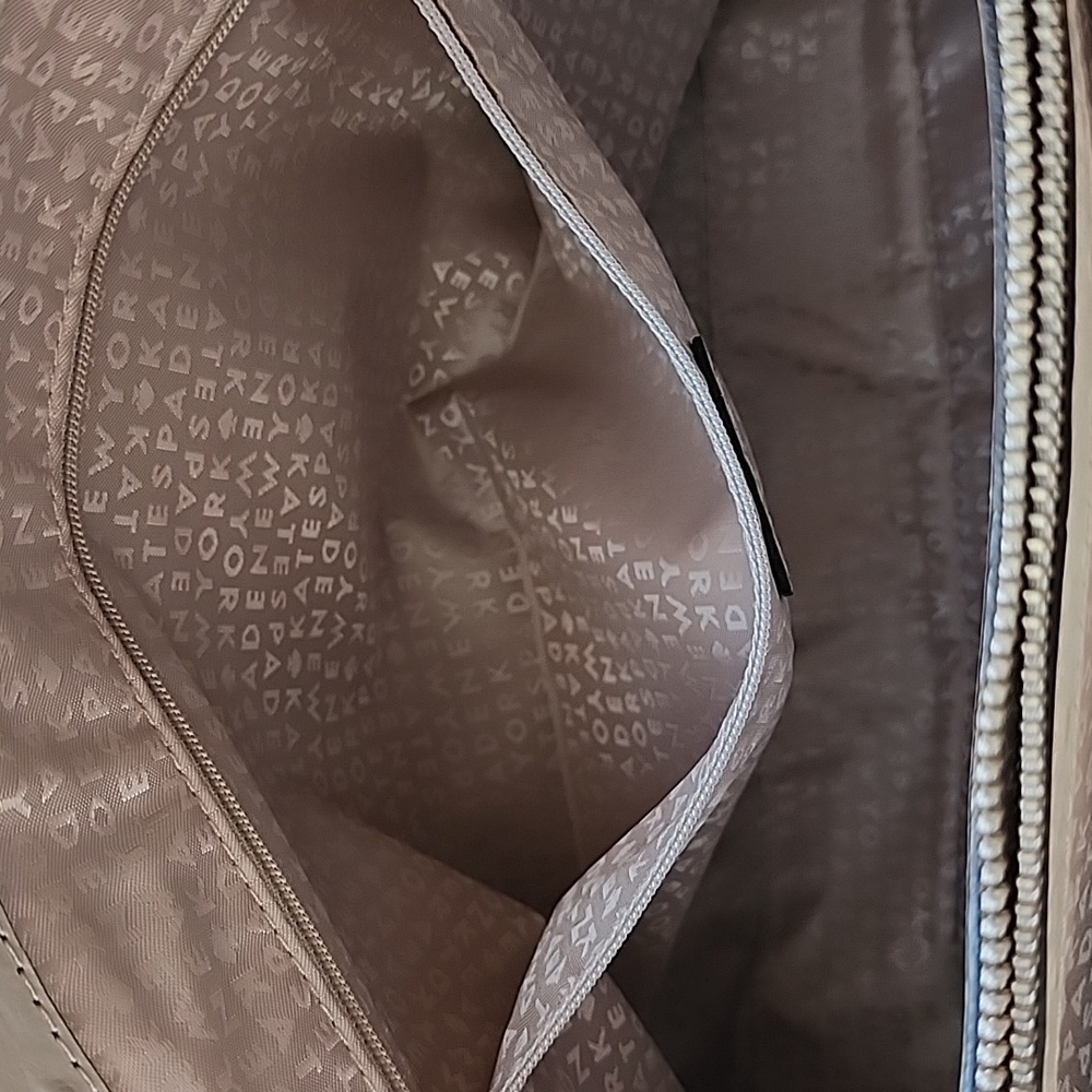 KATE SPADE Elegant Cream Handbag - Picture 9 of 11